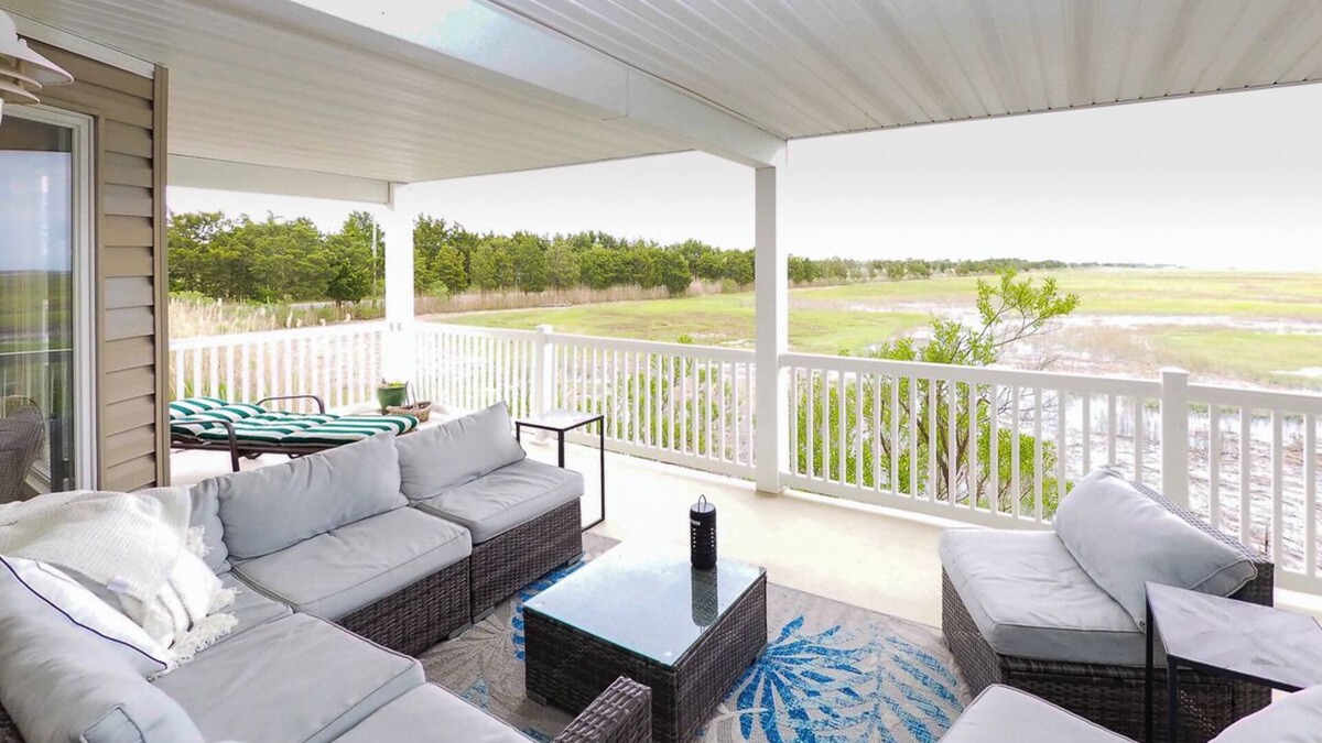 South End Condo | Stunning South End 1st floor with incredible views.