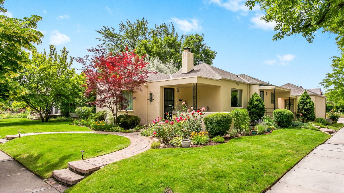 North End Villa | Stunning & Spacious | 938 Downtown Villa