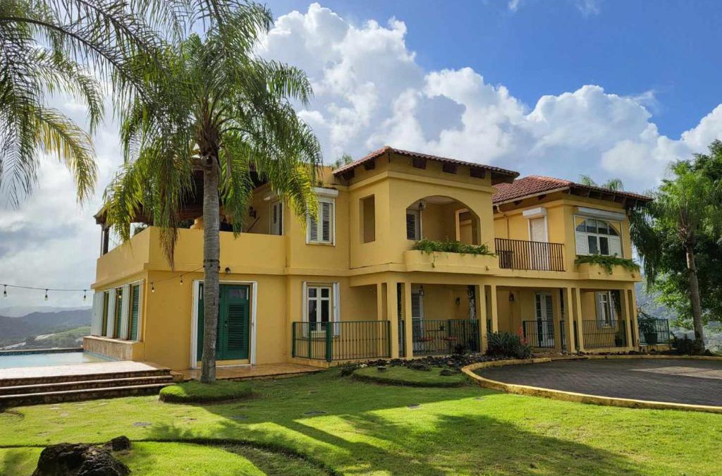 Camarones Villa | Stunning Spanish Hacienda
