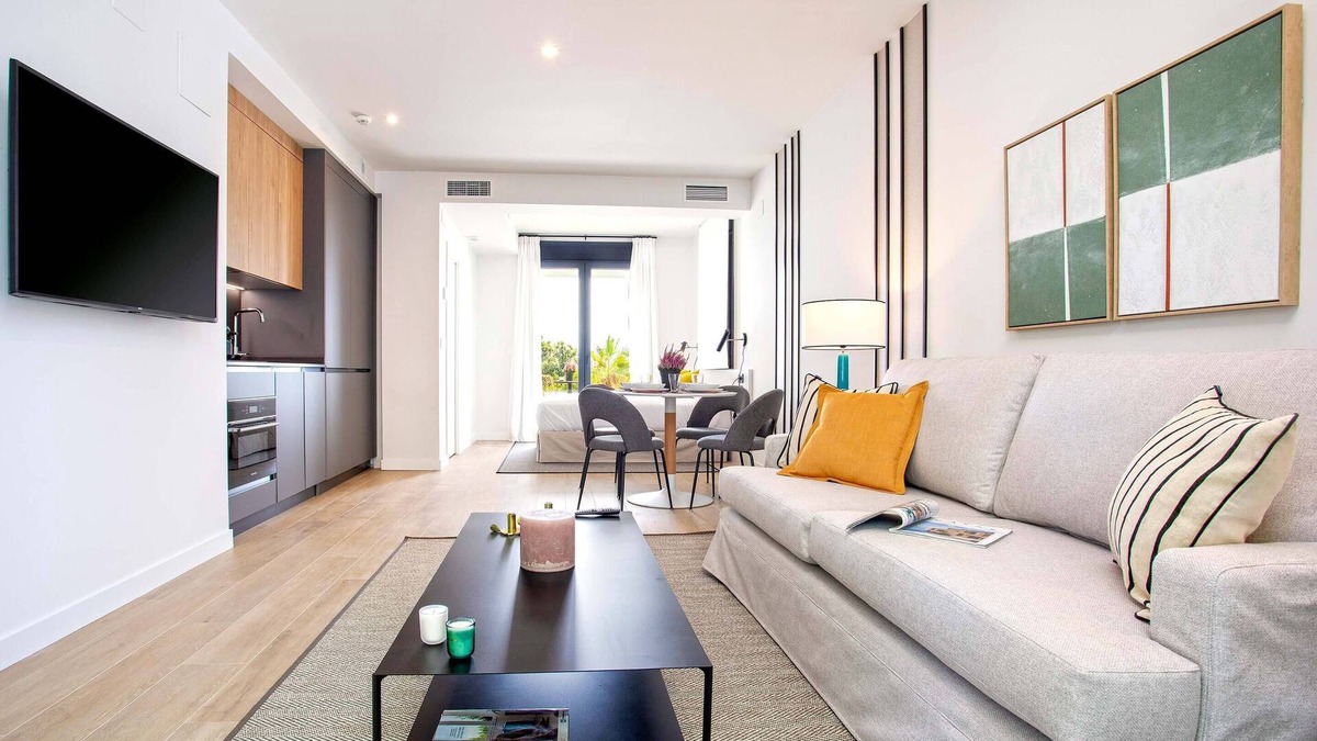 Distrito Norte Sierra Apartment | Stunning studio with terrace, pool and parking. Arruzafa II