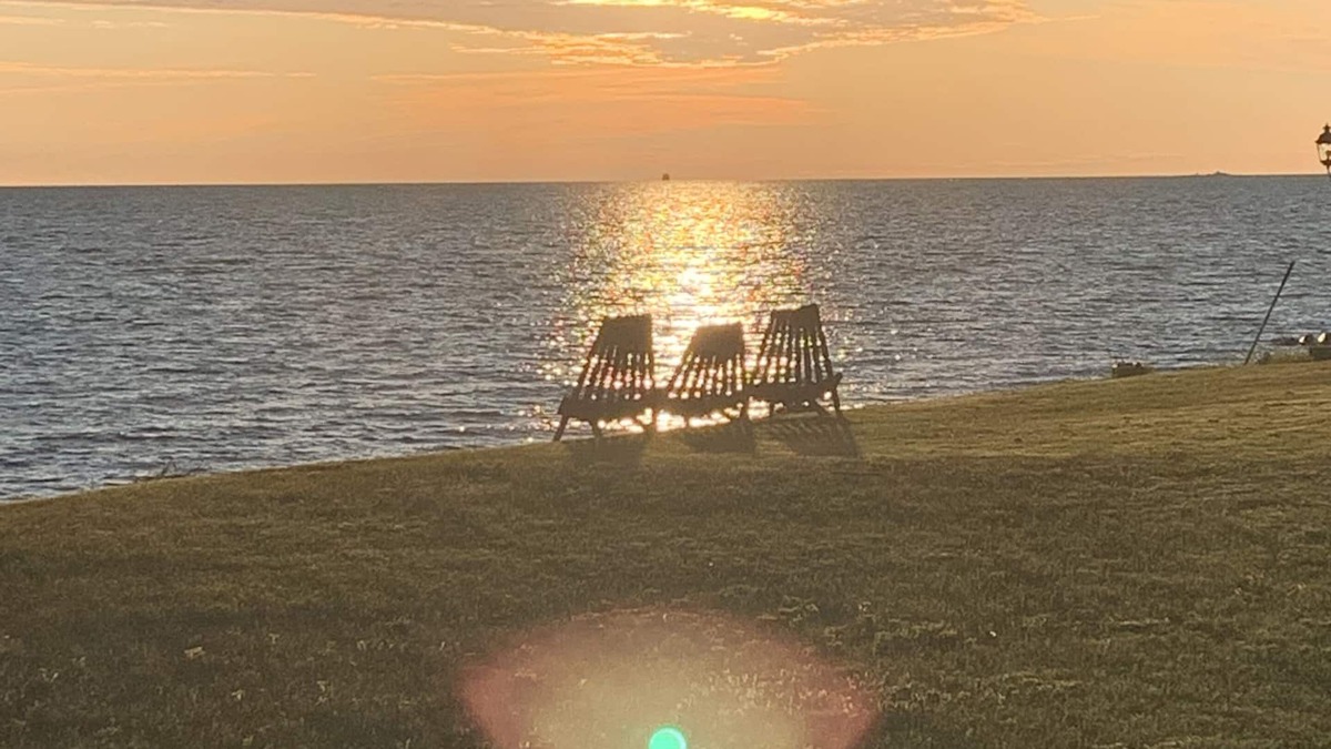 Algoma District House | Stunning sunsets, 5000 sq ft bungalow, 300 ft sand beach, tons of luxury and fun