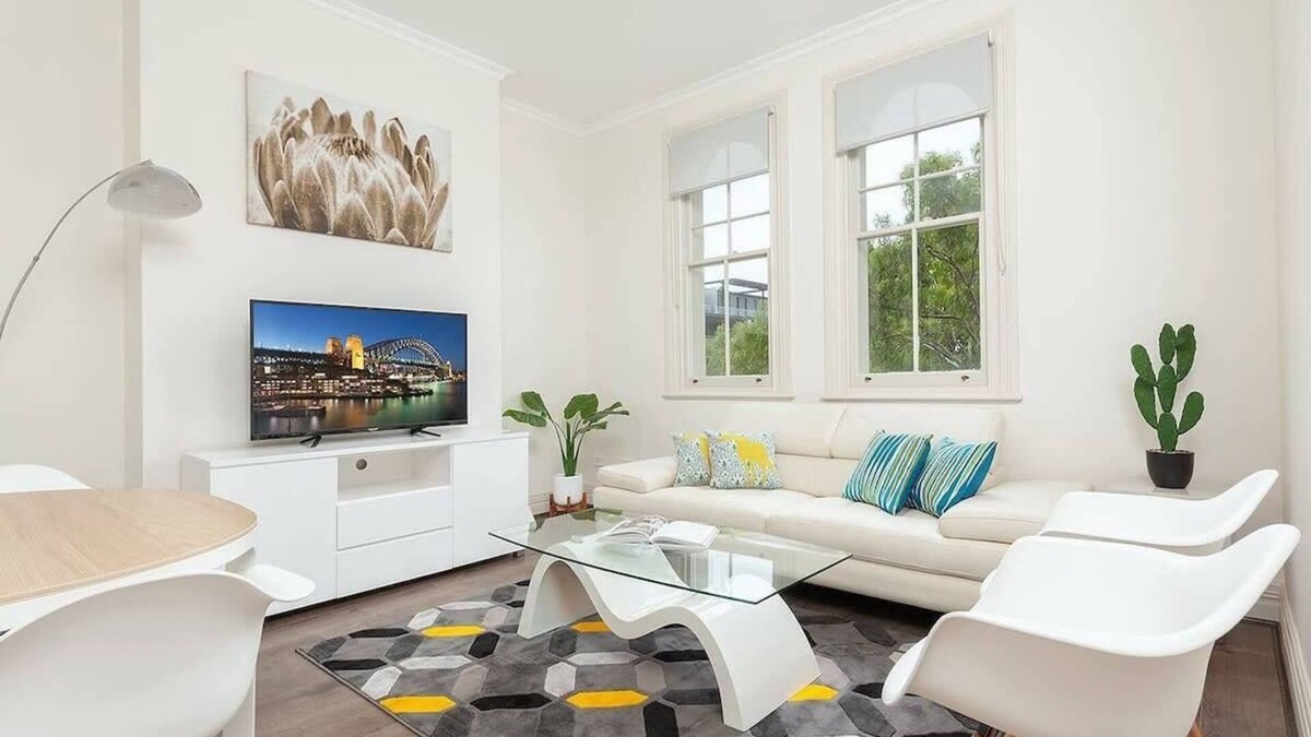 Millers Point Apartment | STUNNING SYDNEY HOME 7
