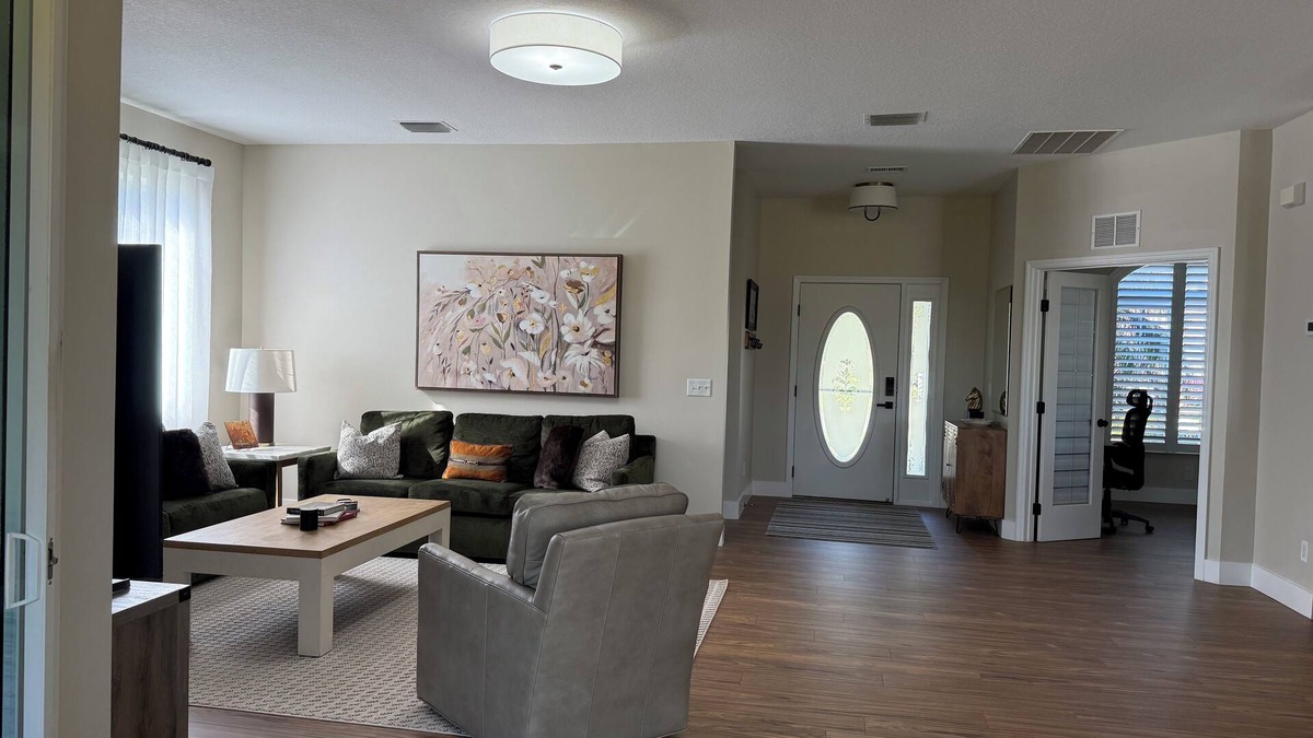 Fellowship House | Stunning, updated 3 bdrm/2ba - 3mi to World Equestrian Center - On golf course