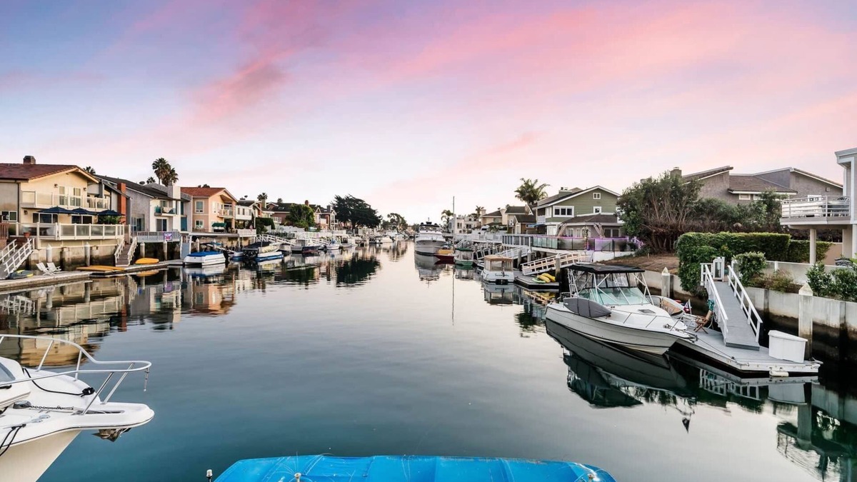 Channel Islands House | Stunning, upscale waterfront house in Oxnard, CA
