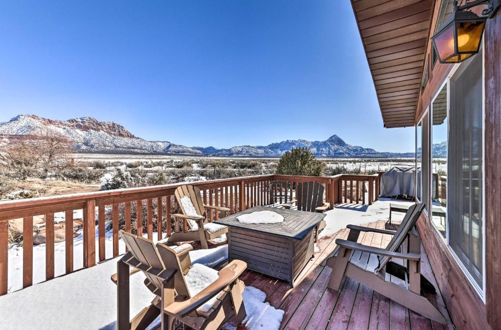 Apple Valley House | Stunning Utah Home 30 Mi to Zion Natl Park