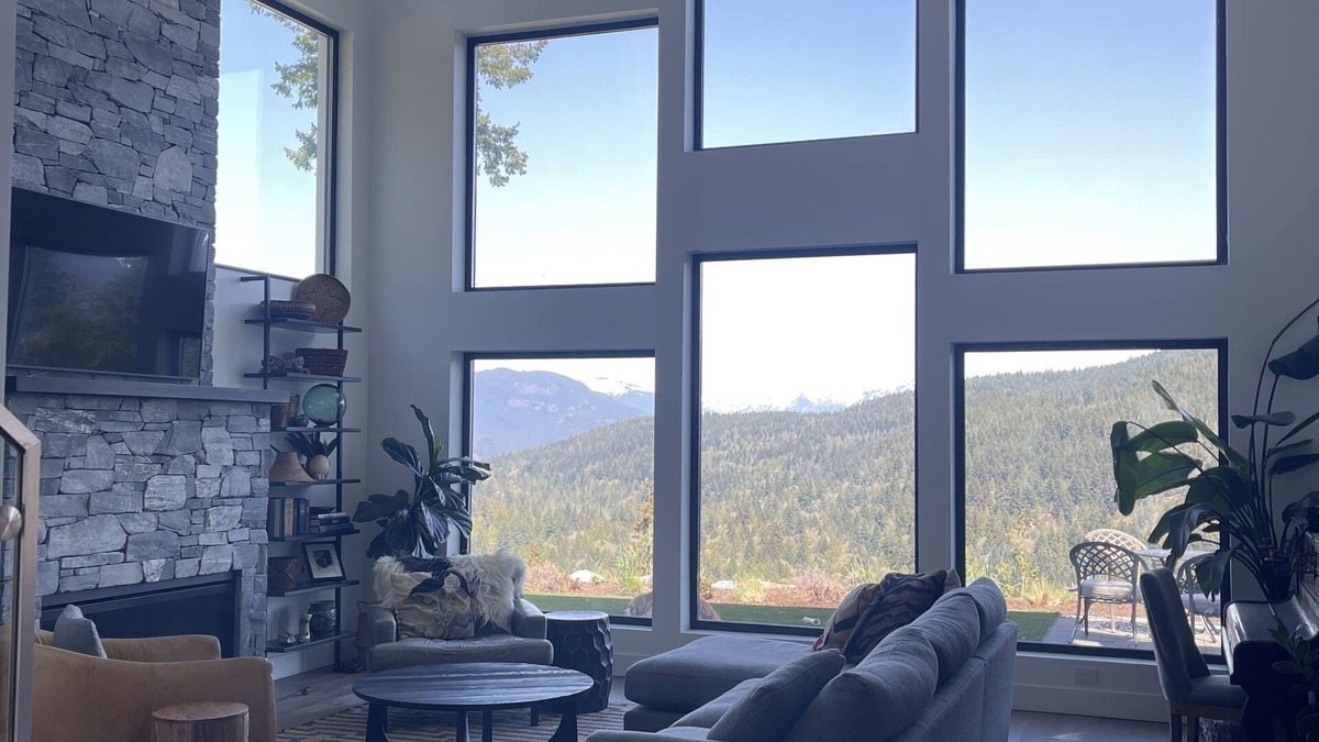 Bowen Island House | Stunning View Home on Bowen Island