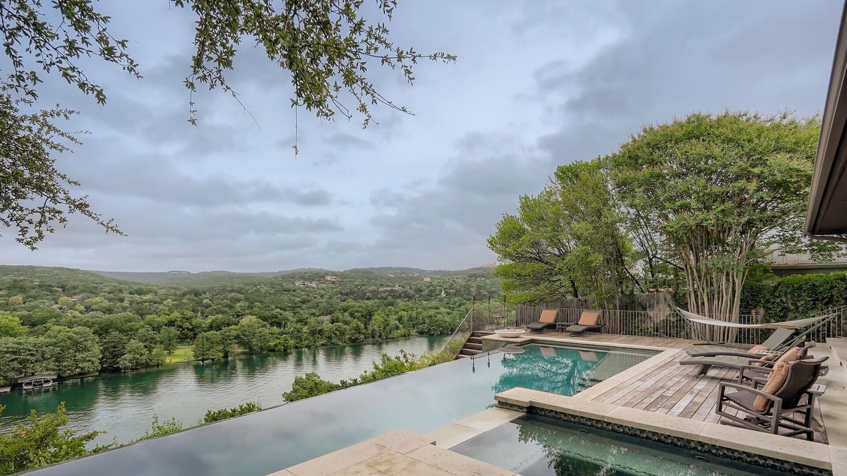 Austin House | Stunning view of Lake Austin w/ hot tub and pool!