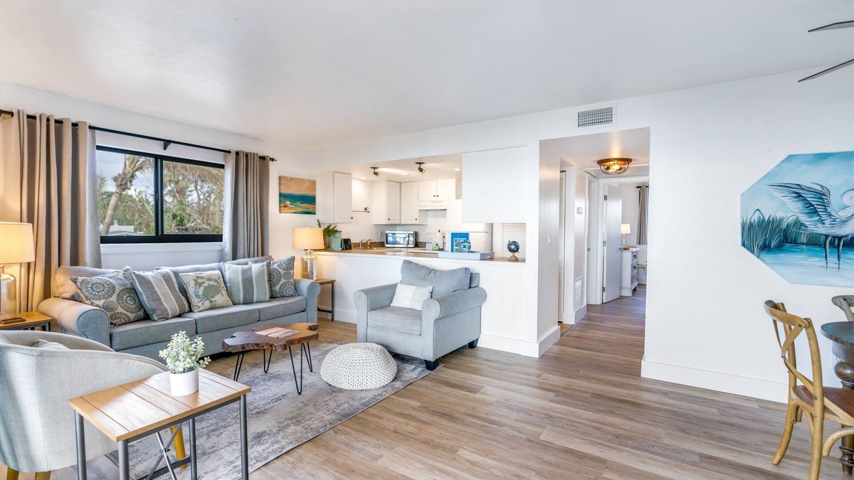 Captiva Resort | Stunning Views Casual Lux Décor - Directly on the Beach Jensen's “On the Gulf” North Beach 2