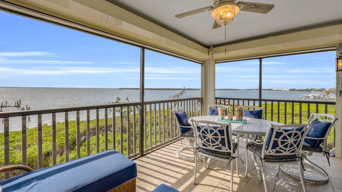 Captiva Condo | Stunning Views from a Stunning Condo