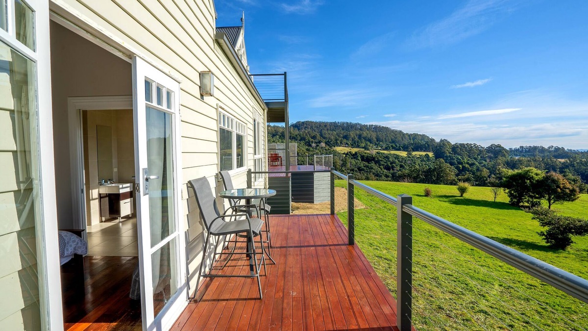 Koonya Apartment | Stunning views, great walks,self contained unit