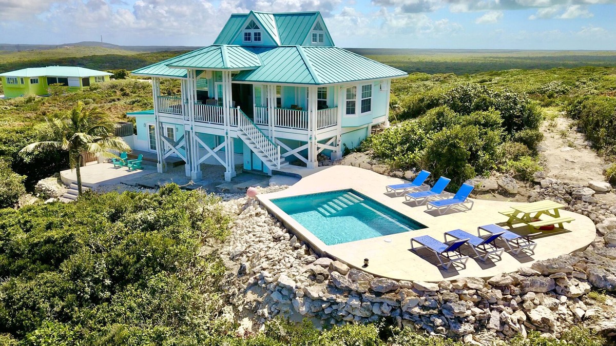 Conch Bar House | Stunning views of Dragon Cay on Middle Caicos with your own private pool!