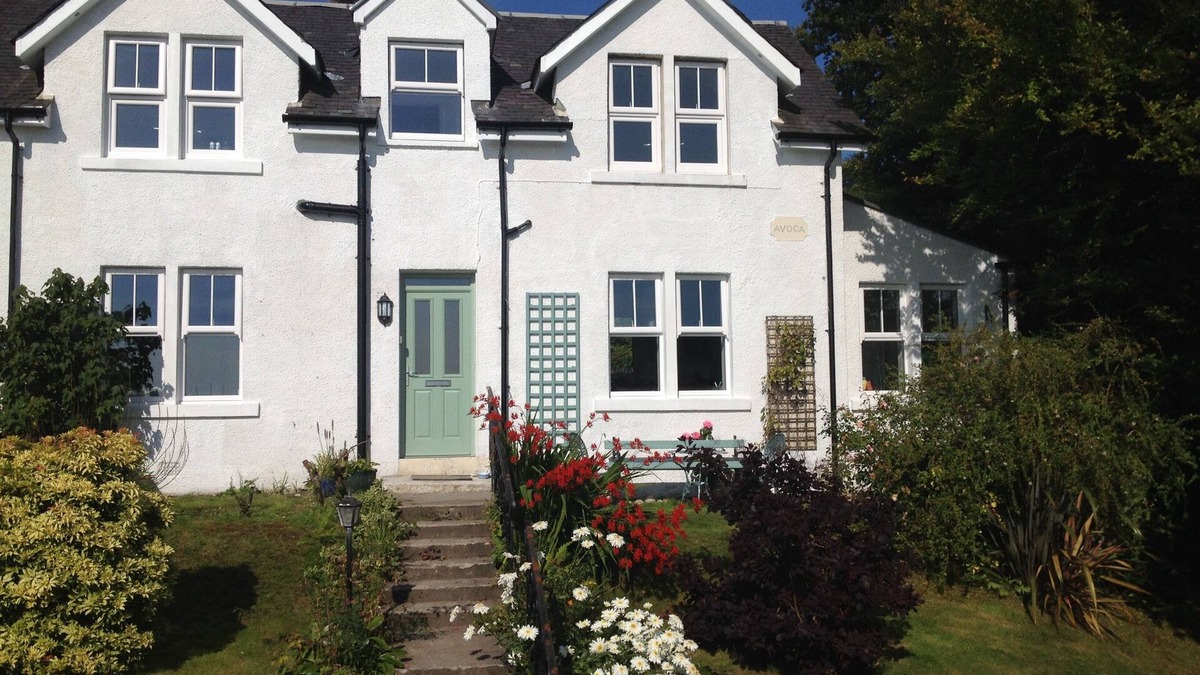 Whiting Bay Cottage | Stunning views of Whiting Bay, Holy Isle and The Clyde WiFi - arranescapes.co.uk