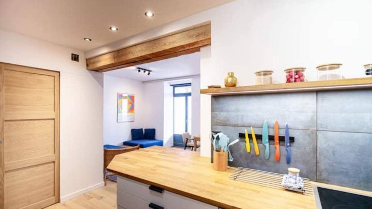 Leysin Apartment | Stunning views of Swiss Alps.