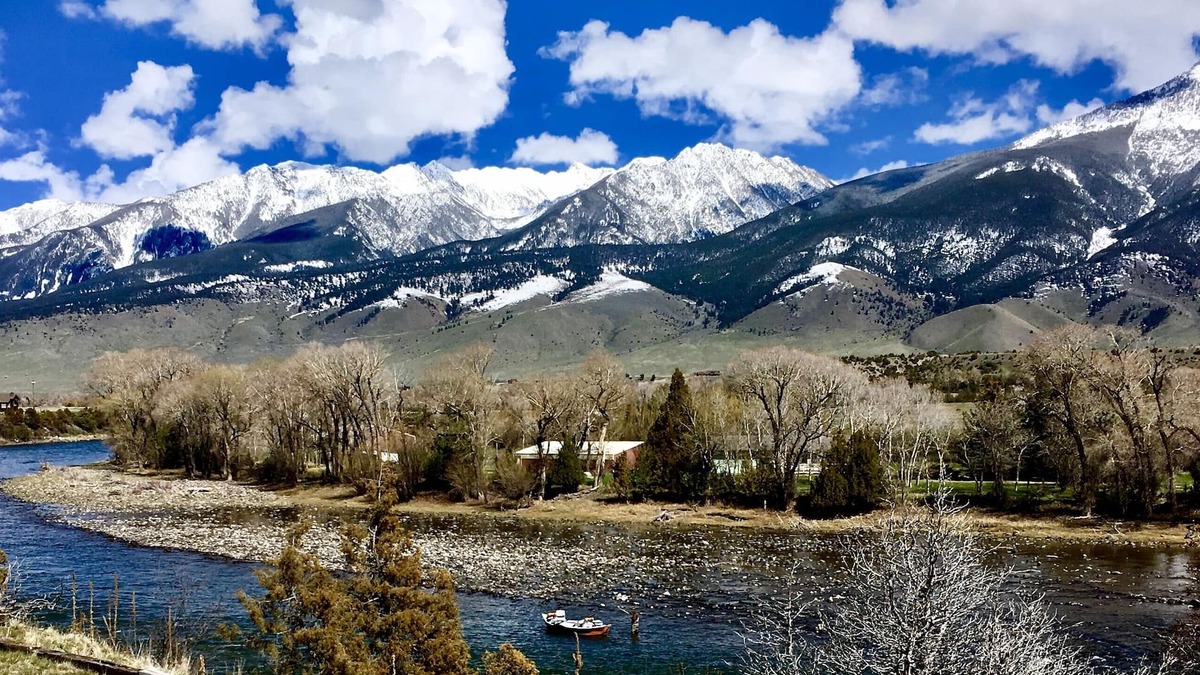 Livingston House | Stunning views right on the Majestic Yellowstone River!