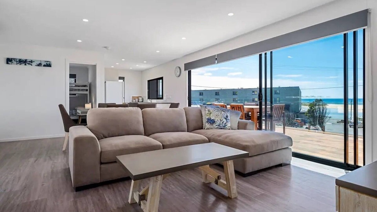 Scamander Apartment | Stunning Views - Scamander Lifestyle!