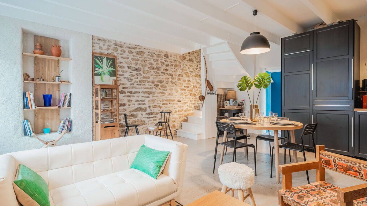 La Richardais House | Stunning villa for 5 guests with WIFI and pets allowed