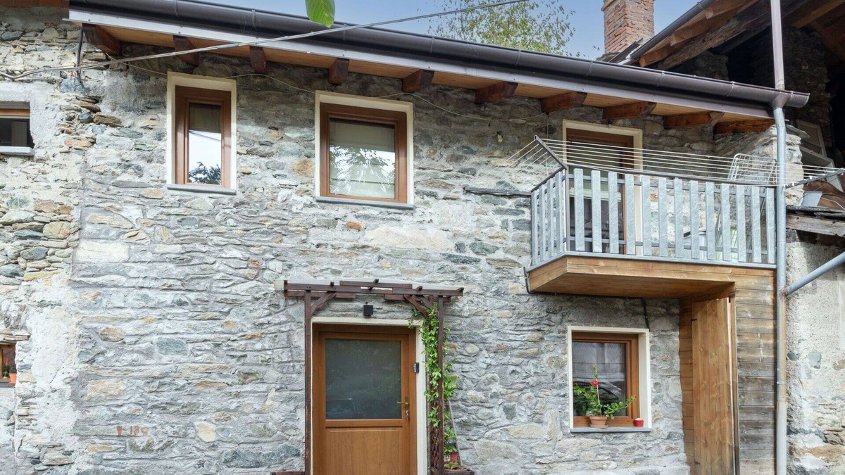 Barche House | Stunning villa for 5 people with WIFI, TV, patio, pets allowed and parking