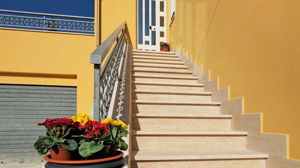 Ripatransone House | Stunning villa for 6 guests with A/C, WIFI, TV, terrace, pets allowed, panoramic view and parking