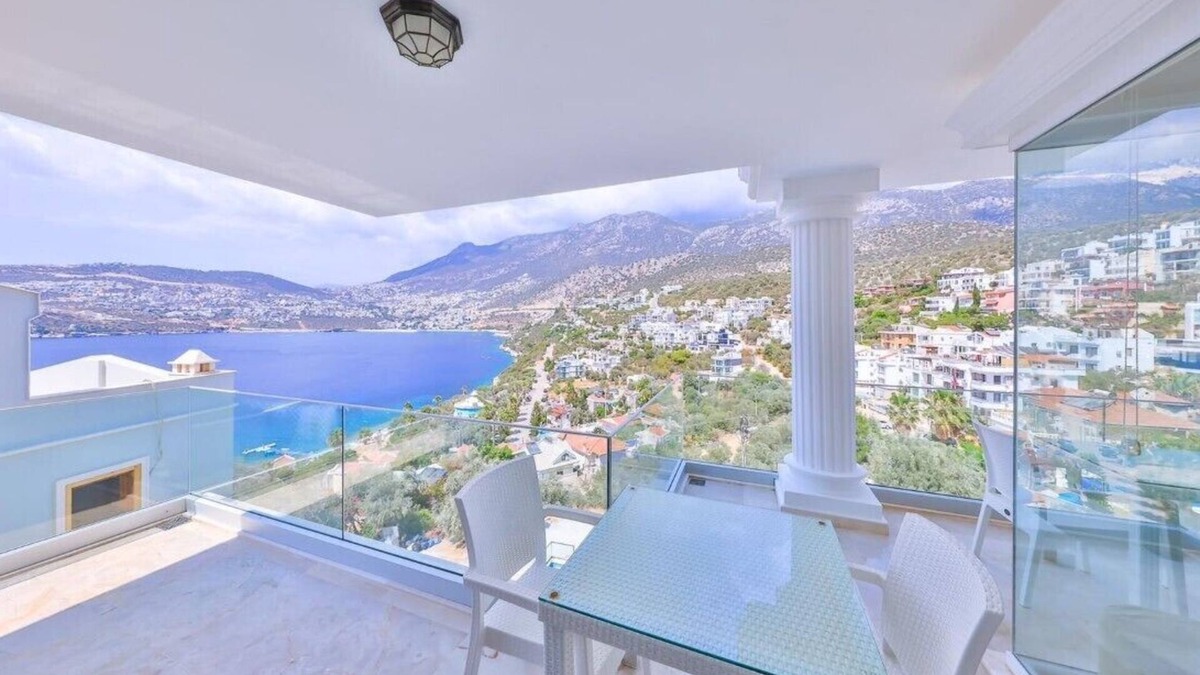 Kalkan Villa | Stunning Villa for 10, Gym, Sauna, Great Sea Views
