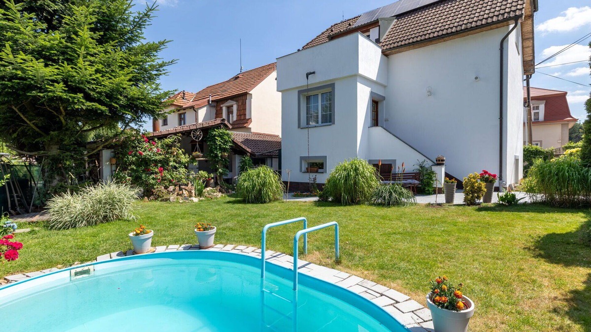 Revnice House | Stunning villa for 4 guests with private pool, WIFI, TV, patio and parking