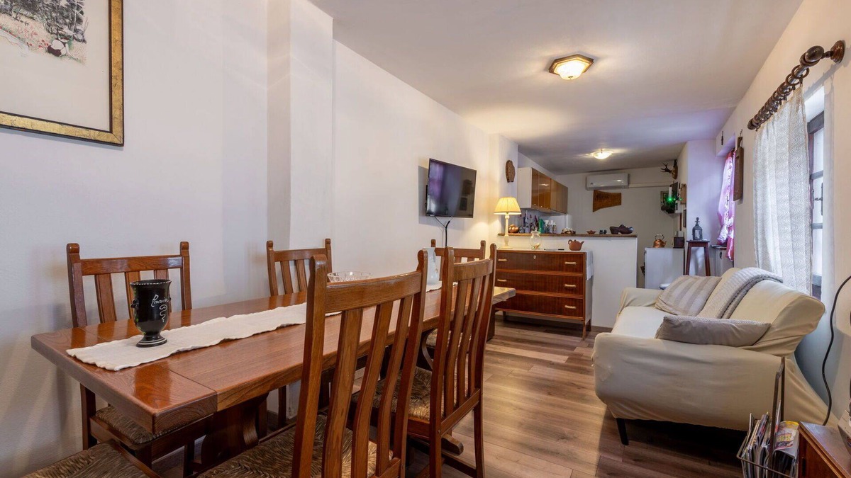 Bannio Anzino House | Stunning villa for 4 guests with WIFI, A/C, TV and terrace
