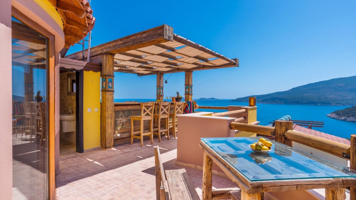 Kalkan Villa | Stunning Villa, Private Heated Pool, Roof Terrace Bar, Pool Table, 200m to beach