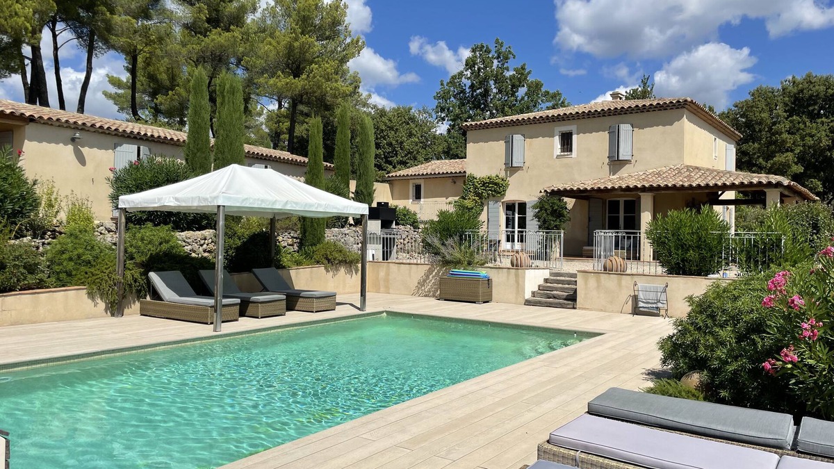 Tourtour Villa | Stunning Villa with 2 bedroom studio, heated pool, new deck & incredible views