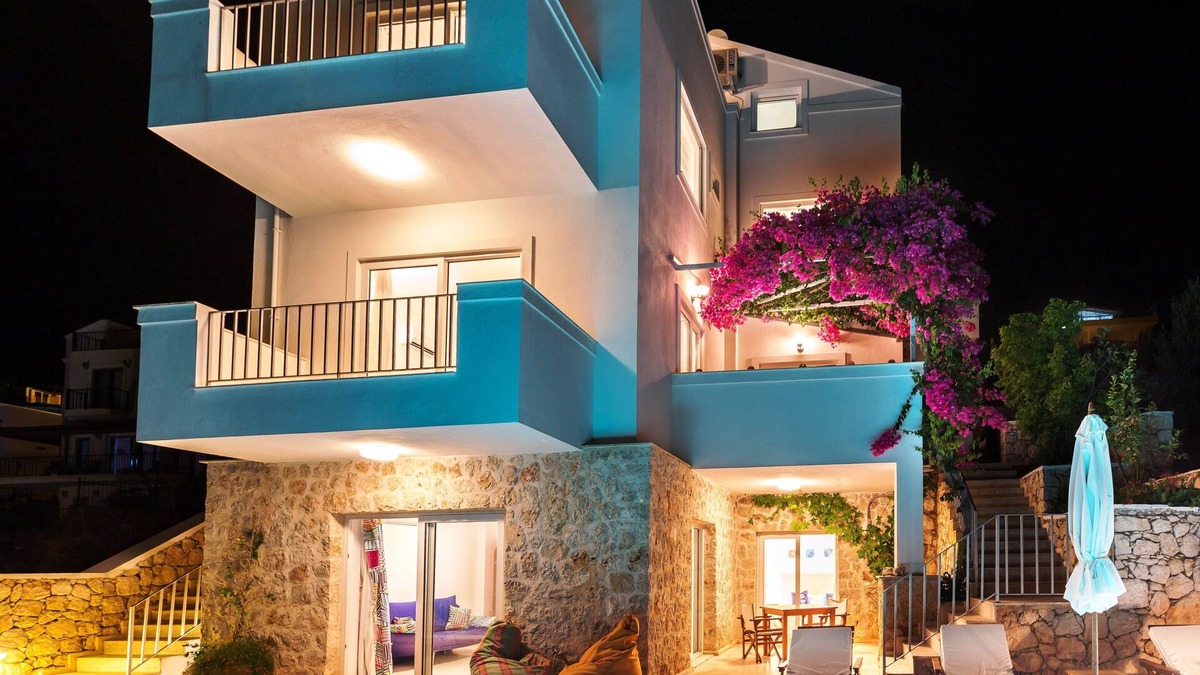 Kalkan Villa | Stunning villa with private pool 150 mtrs from the sea in beautiful Kalamar Bay