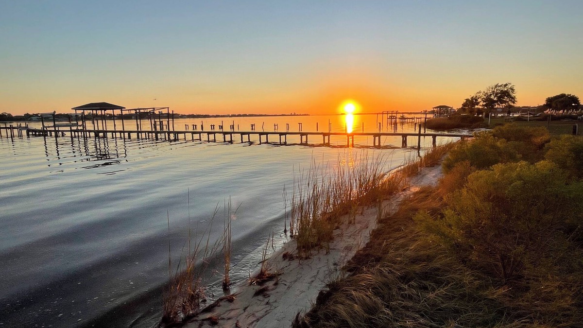 Innerarity Grants Cottage | Stunning Waterfront View and Quiet Getaway on Intracoastal Waterway
