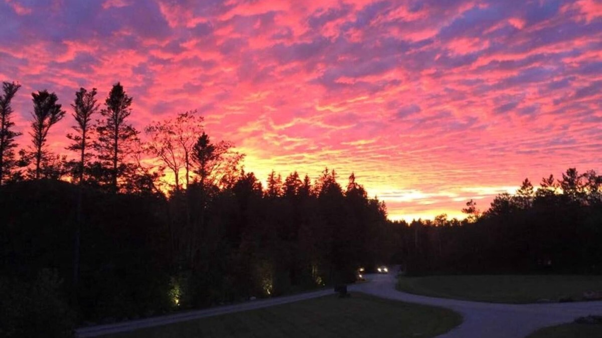 East Haven  Rutland County House | Stunning Wedding & Retreat Venue (19 bedrooms)