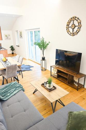 Seekirchen am Wallersee Apartment | Stylische Ferienwohnung