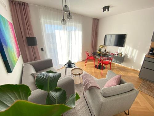 Hart bei Graz Apartment | Stylische Wohnung mit Balkon