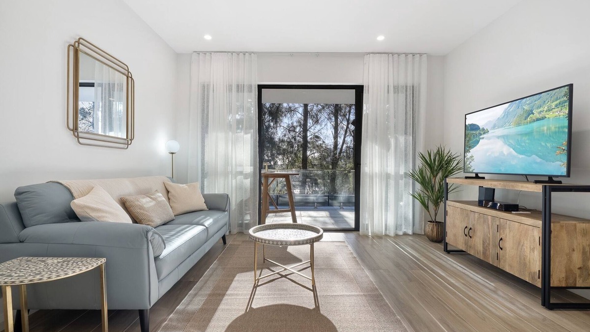 Burswood Apartment | Stylish 1-Bed Apartment with Rooftop Access