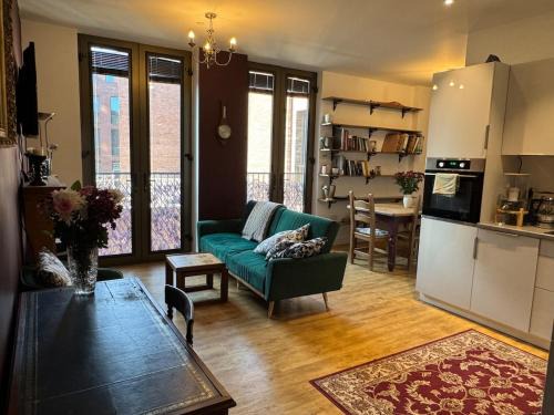 Westbourne Apartment | Stylish 1-bed new-build flat near Notting Hill