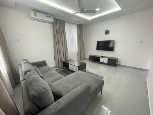 Ogbodjo Apartment | Stylish 1 Bedroom Apartment