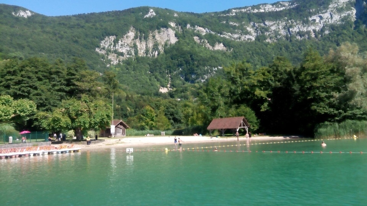 Aiguebelette-le-Lac Apartment | Stylish 1-Bedroom Apartment