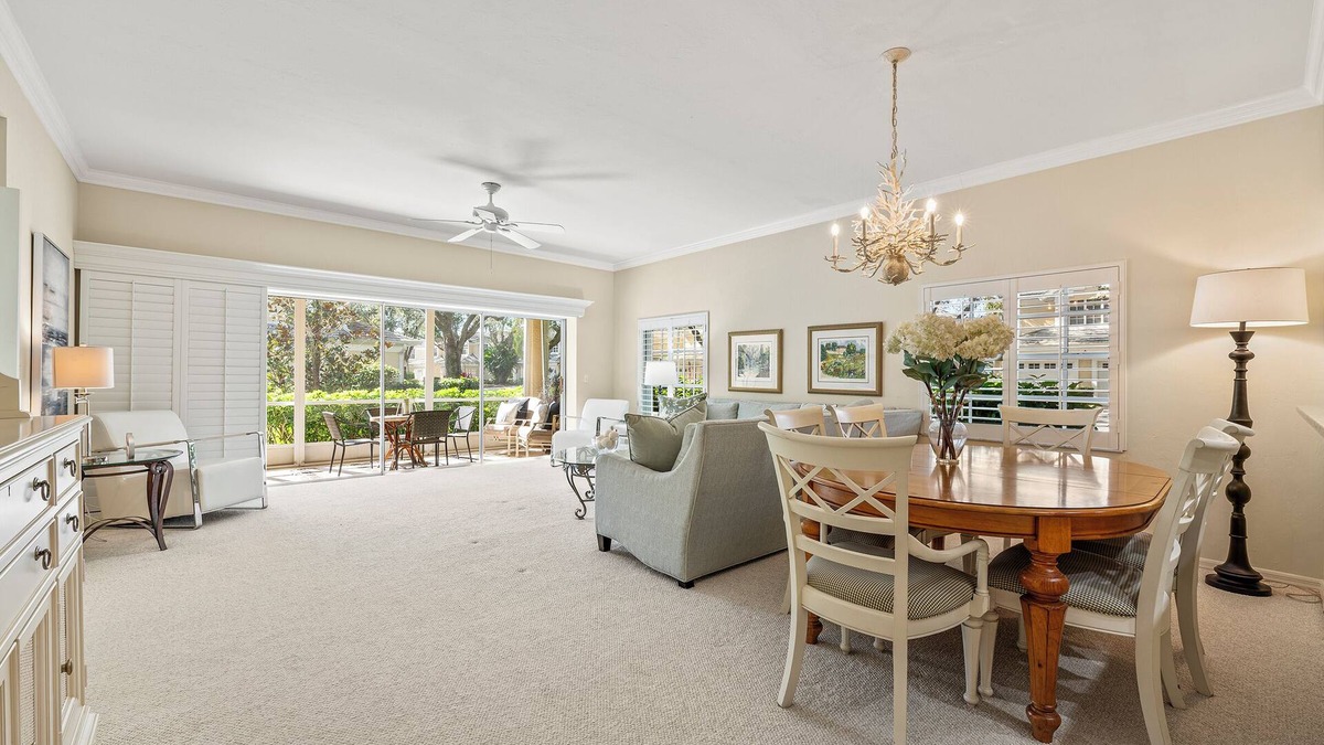 Kings Lake Condo | Stylish 1st Floor 2-bedroom condo in Kings Lake, Naples! POOL & SPA + Garage!