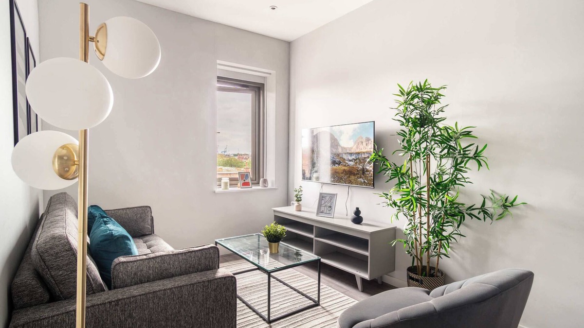 Crosby Apartment | Stylish 2 Bed Apartment in Waterloo, Liverpool