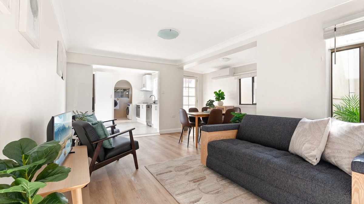 Leichhardt House | Stylish 2-Bed House in Leichhardt