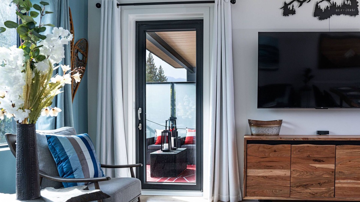 Revelstoke Condo | Stylish 2 Bedroom Mountainside Condo