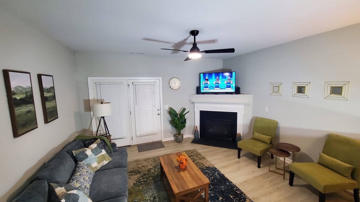 Durham House | Stylish 2-bedroom townhome near Duke & Local Hospitals