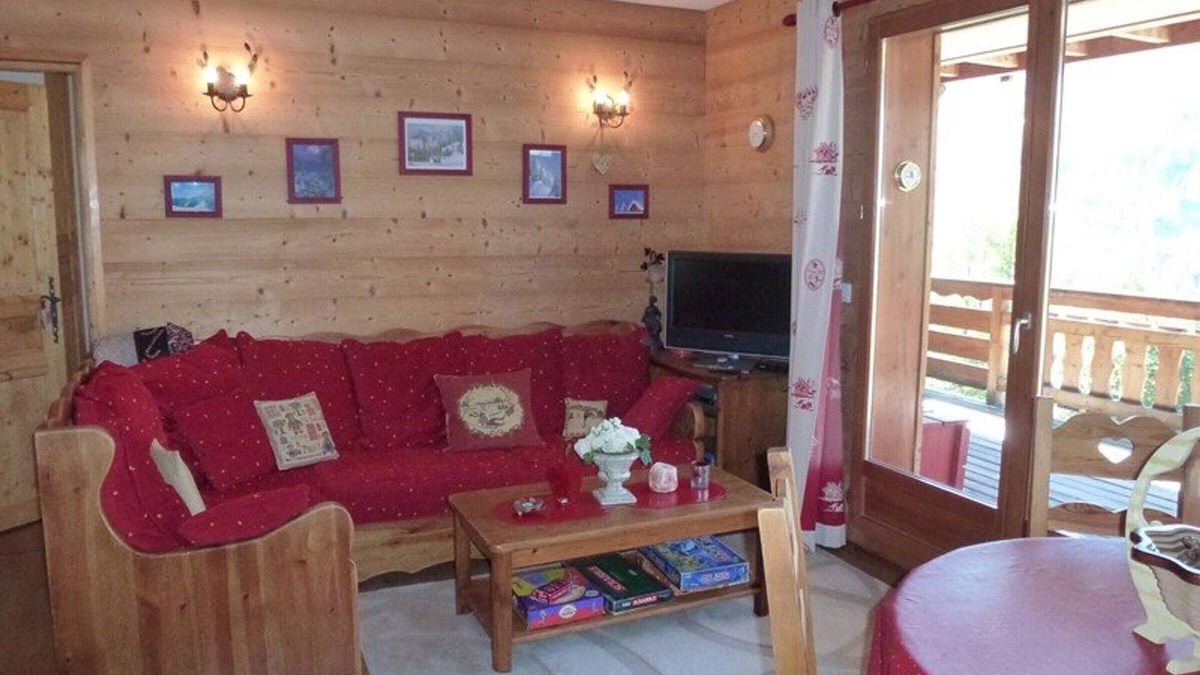 Isola Apartment | Stylish 2BR Apartment in Mountain Resort with Ski-in/Ski-out Access