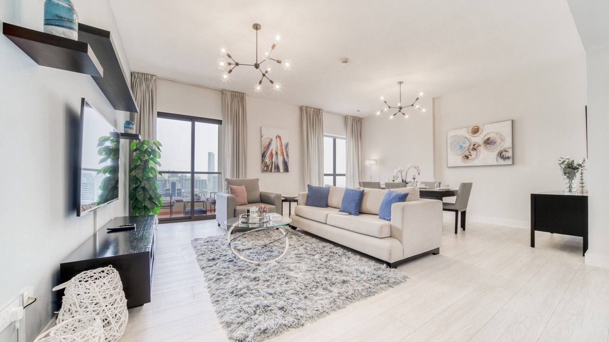 Dubai Marina Apartment | Stylish 2BR At Shams 1 JBR by Deluxe Holiday Homes