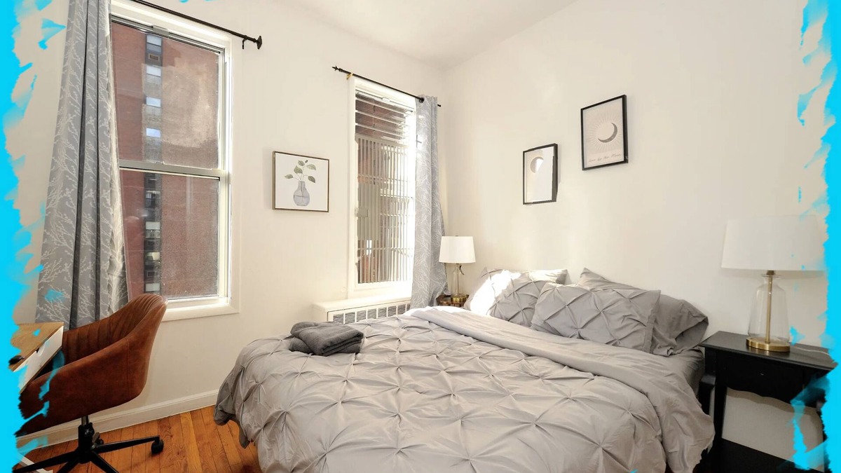 Upper East Side Apartment | Stylish 2BR Comfy Apt! Heart of UES!