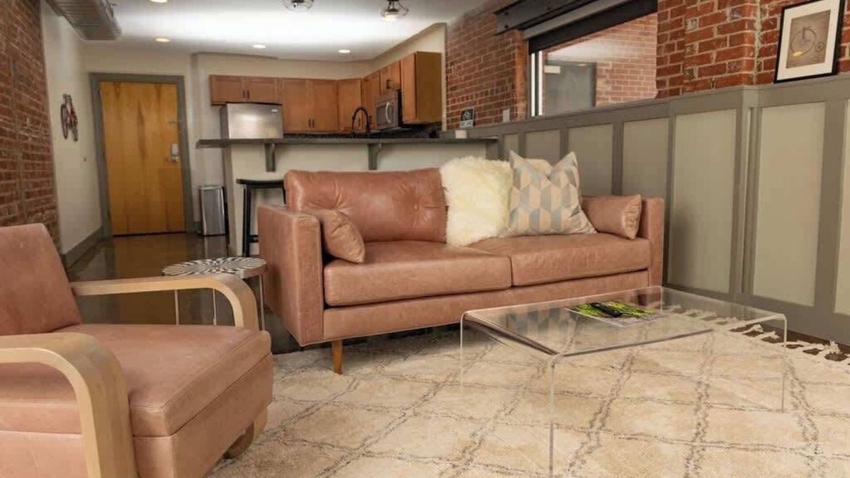 Roanoke Apartment | Stylish 2BR downtown luxury