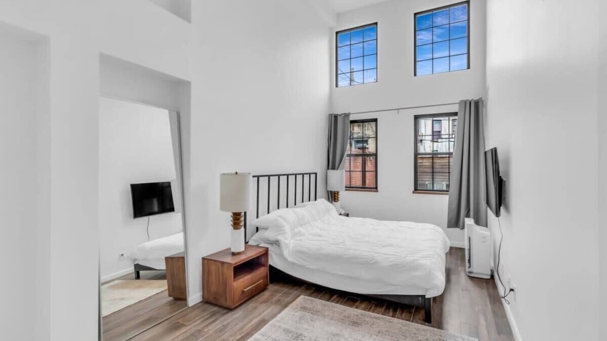 Gowanus Apartment | Stylish 2BR Loft - Carroll Gardens - Prime area
