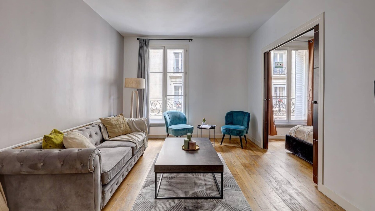 Quartier de l'Ecole-Militaire Apartment | Stylish 2BR near Montparnasse