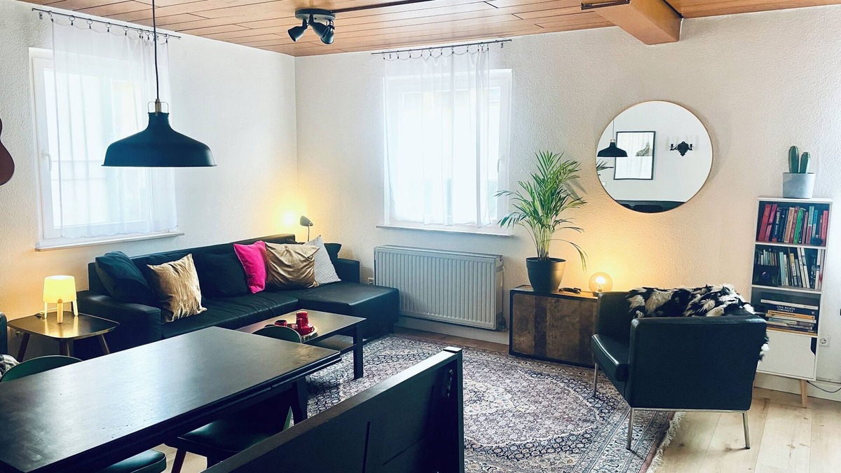 Marbach am Neckar Apartment | Stylish 3-bedroom apartment in the Charming and Historic Marbach am Neckar