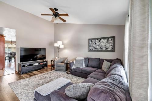 De Pere House | Stylish 3 Bedroom House, GRB, Wi-fi & Parking