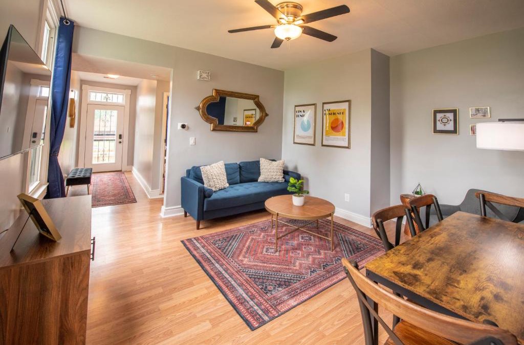 Smoketown Jackson House | Stylish 3-bedroom in the Heart of Louisville